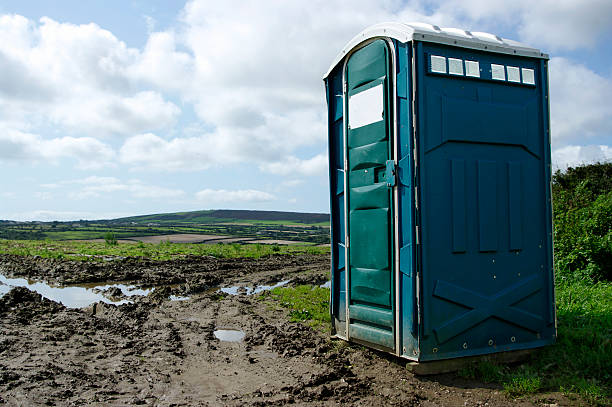 Best Deluxe Portable Toilet Rental  in Wewahitchka, FL